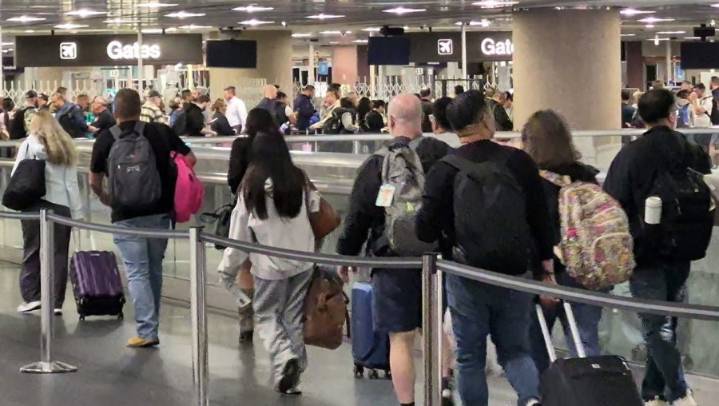 Numerous Las Vegas flights canceled as FAA-mandated reduction takes effect