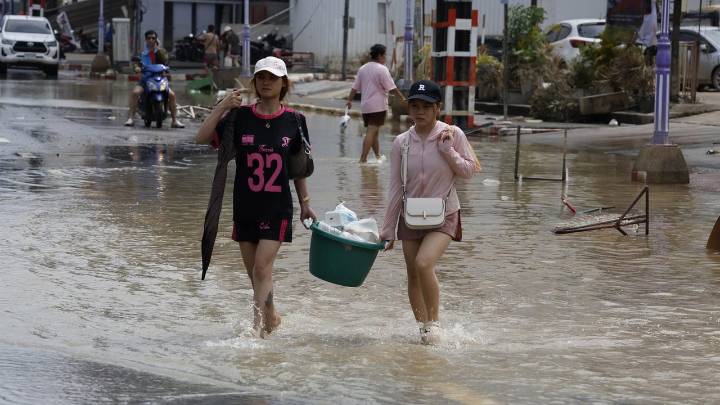 Las lluvias dejan centenares de muertos en Tailandia, Indonesia y Sri Lanka