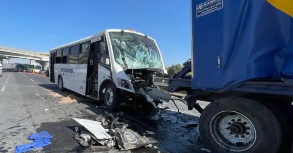 Fotos | Conductora de personal fallece tras choque en la 57