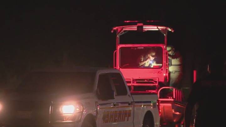 Man goes missing in east Harris County lake