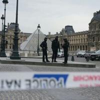Two Louvre heist suspects a couple with children: prosecutor