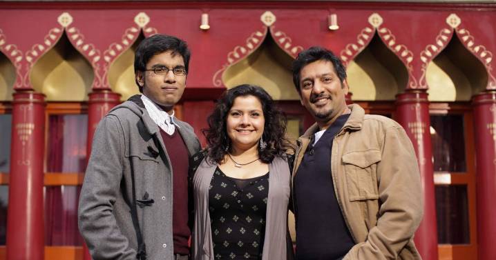 EastEnders star not seen in six years reveals he's asked to return 'every day' in future tease