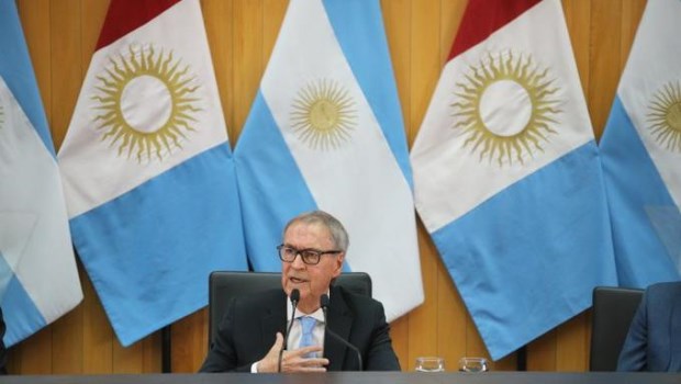 Schiaretti será sometido a una intervención cardíaca