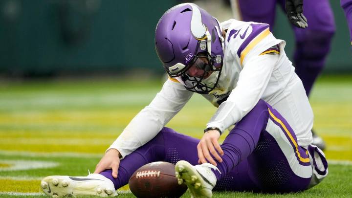 J.J. McCarthy injury updates: Minnesota QB in concussion protocol after Week 12 loss