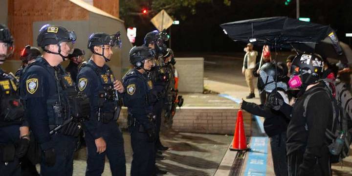 Masked anti-ICE agitators are in for a rude awakening as new DHS policy goes into effect