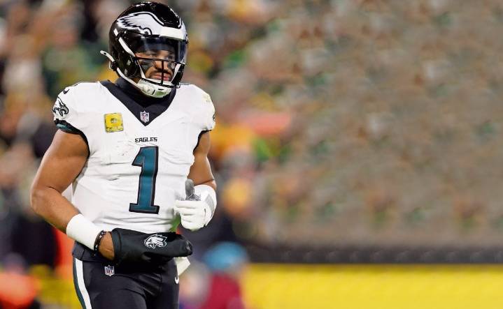 NFL: Eagles y Lions chocan en duelo de candidatos de la Conferencia Nacional