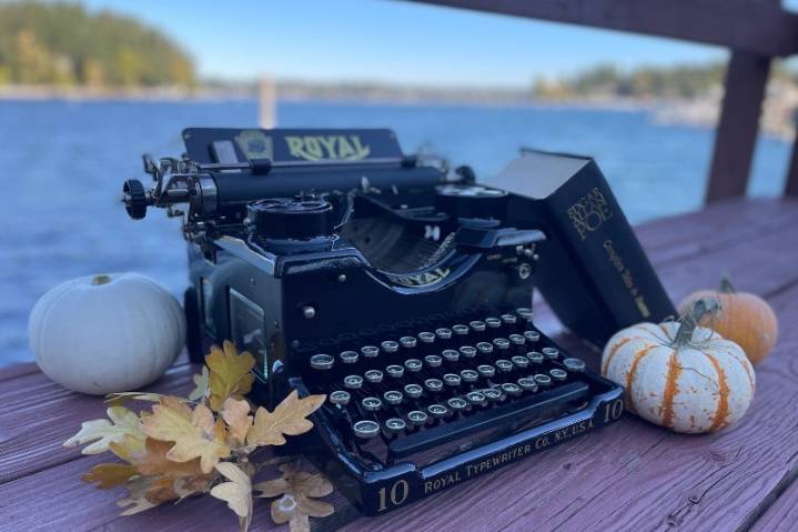 Holy shift! This Puget Sound typewriter calendar has the write stuff