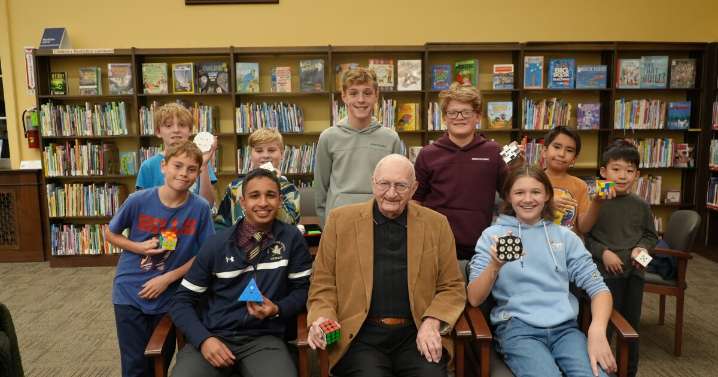 'A lot of fun': Meet the 94-year-old who joined a speed Rubik's Cube club in Orchard Park