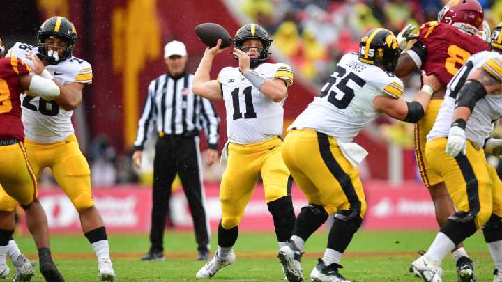 Leistikow thoughts on Iowa football loss to USC, Hawkeyes' frustration