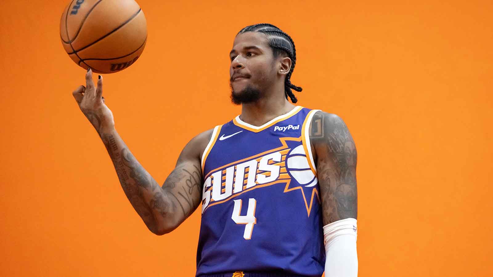 Watch Jalen Green get tough first bucket in Suns uniform vs. Clippers