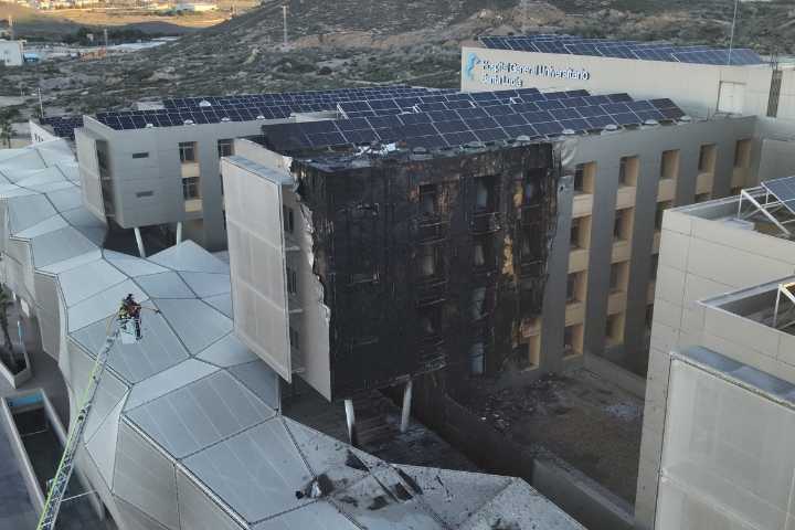 Cartagena | La fachada ventilada, otra vez bajo sospecha: así se propagó el fuego en Santa Lucía, como ocurrió en Valencia en 2024