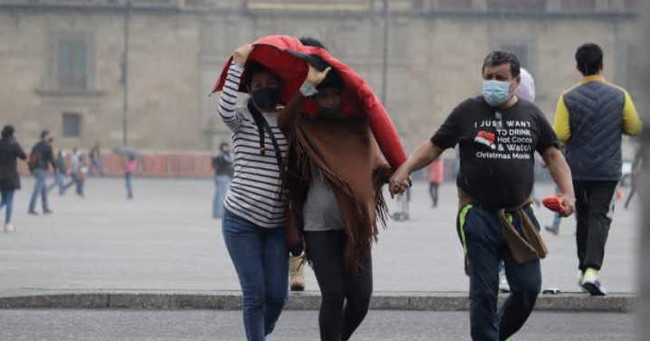 Frente frío provocará lluvias, bajas temperaturas y fuertes vientos este viernes 7 de noviembre: ¿Qué estados afectará?