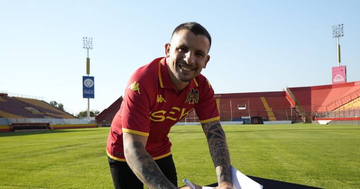 Emiliano Vecchio entrega sabrosos detalles del día en que “mató a su hermano” para viajar a Argentina a casarse