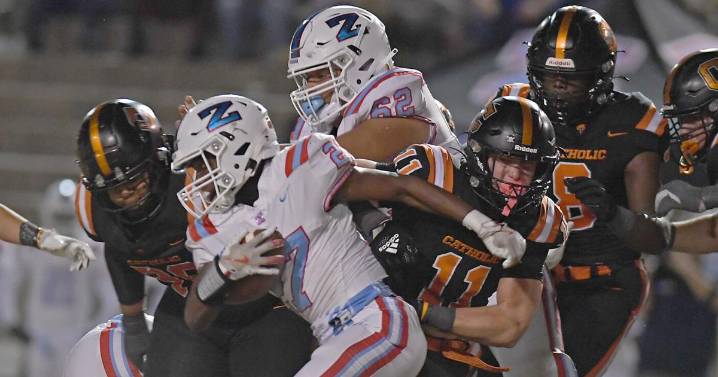 Denham Springs takes on Zachary in regional playoff game