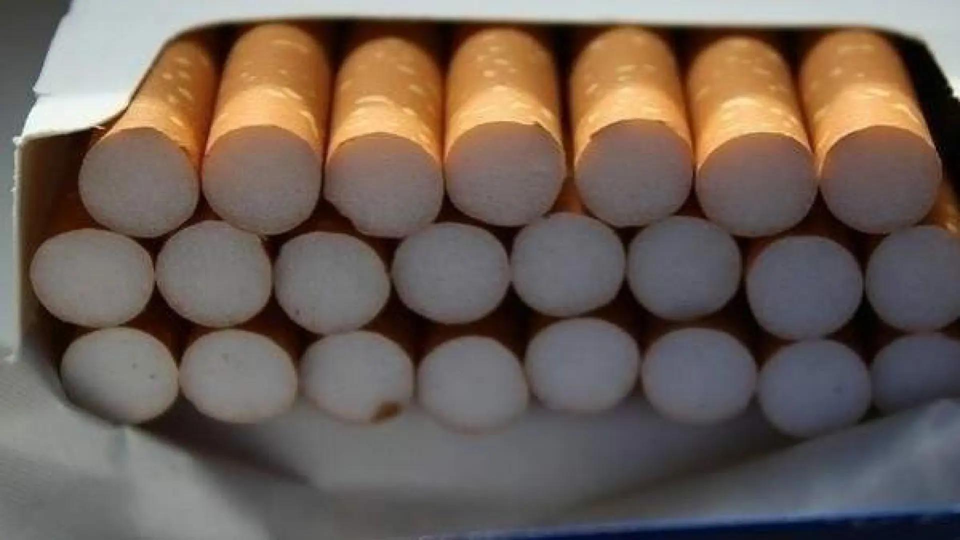 Golpes al contrabando: detenidas 45 personas al caer una organización criminal de tabaco ilegal en Sevilla