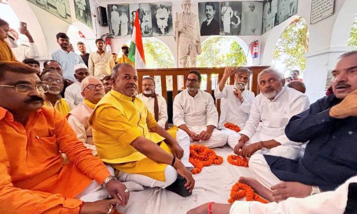 Prashant Kishor slams Nitish's 'corrupt and criminal' Cabinet, announces yatra