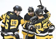 Sergei Murashov earns 1st win as Penguins shut out Predators to close Sweden trip