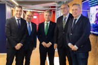 Universidades, Educación e Sanidade ratifican o acordo para descentralizar Medicina