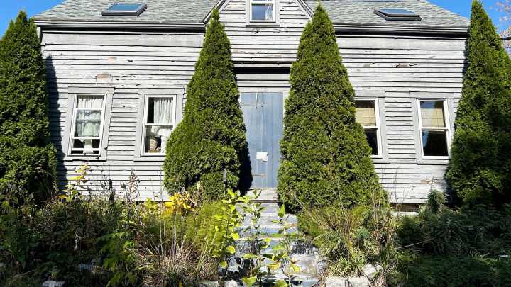 Not allowing older woman to use vinyl siding is heartless: Letters