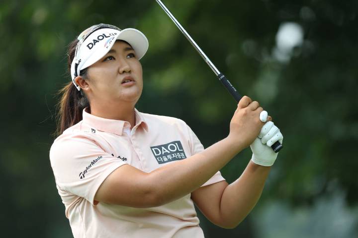 Who Is Haeran Ryu’s Caddie? Lifestyle & Career of LPGA Bagman Explored