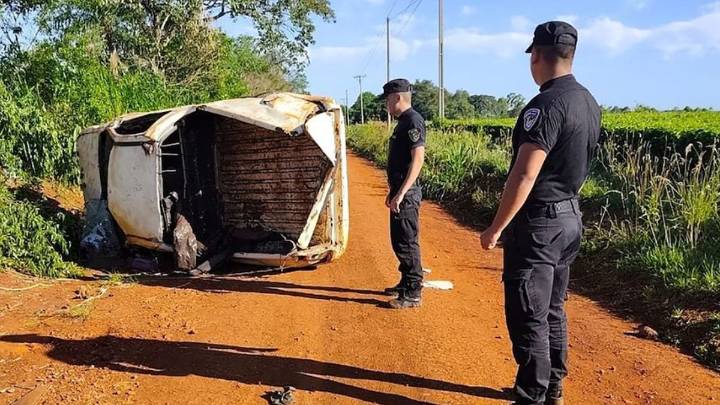 Tragedia en Misiones: manejaba alcoholizado, volcó y murió uno de sus hijos