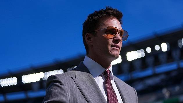 Tom Brady reveals his dog Junie is a clone of his late dog Lua