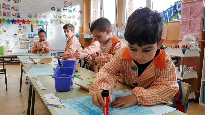 Oviedo abre siete colegios durante las vacaciones de Navidad para ayudar a la conciliación de las familias