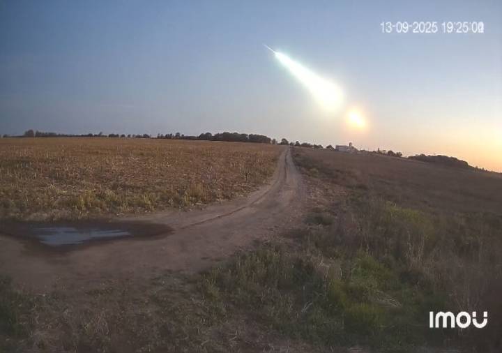 Científicos buscan restos de un meteorito que cayó en La Pampa en septiembre pasado