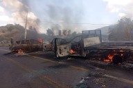 Operativo contra "El Camaleón" desata narcobloqueos y violencia en Michoacán