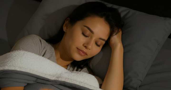 Best-selling heated blanket 'keeps users cosy without ramping the central heating'