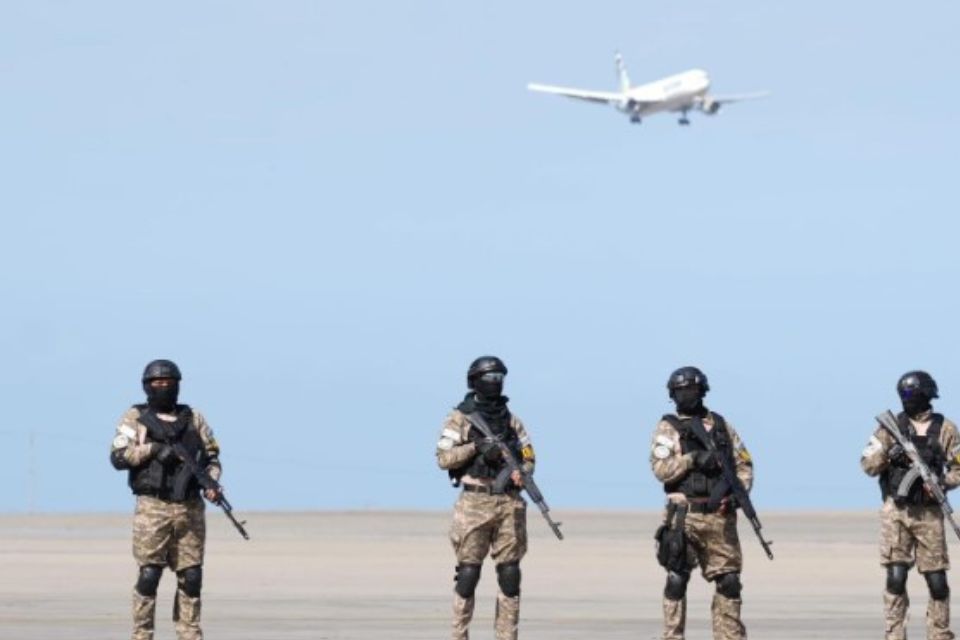 Grupo de 136 migrantes deportado de EEUU llegó a Maiquetía este #28Nov