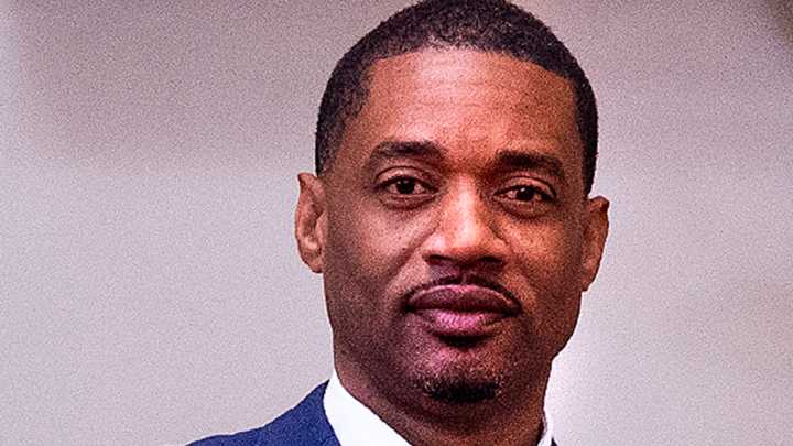 Whose report about Montgomery do you believe?