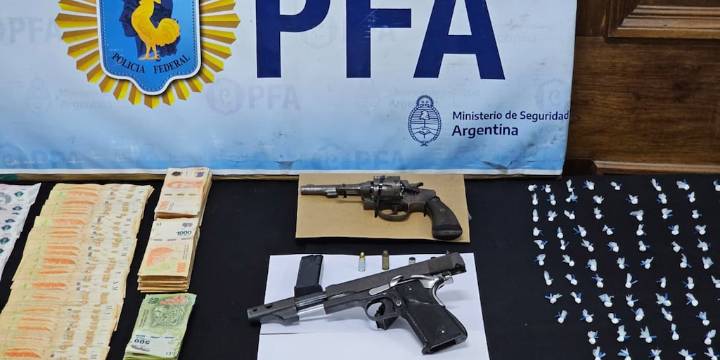 Cayó una banda narco que operaba en Rosario: hay 20 detenidos