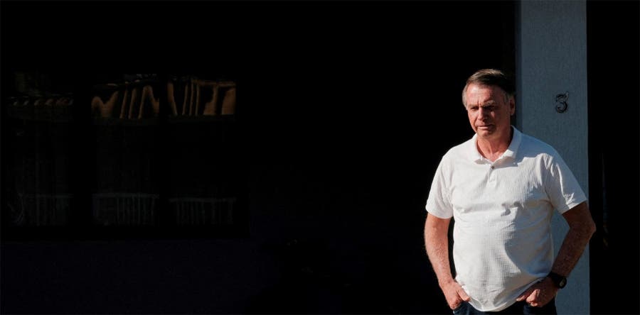 Jair Bolsonaro dijo que intentó quemar su tobillera electrónica en un brote de “paranoia” por ingesta de medicamentos