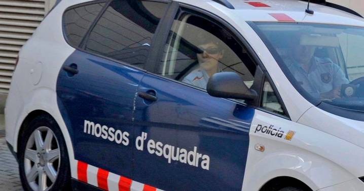 Detenido un hombre en Barcelona tras caerse su madre por la ventana