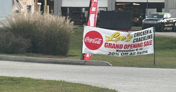 New Baton Rouge chicken store, Lee's Chicken & Cracklins