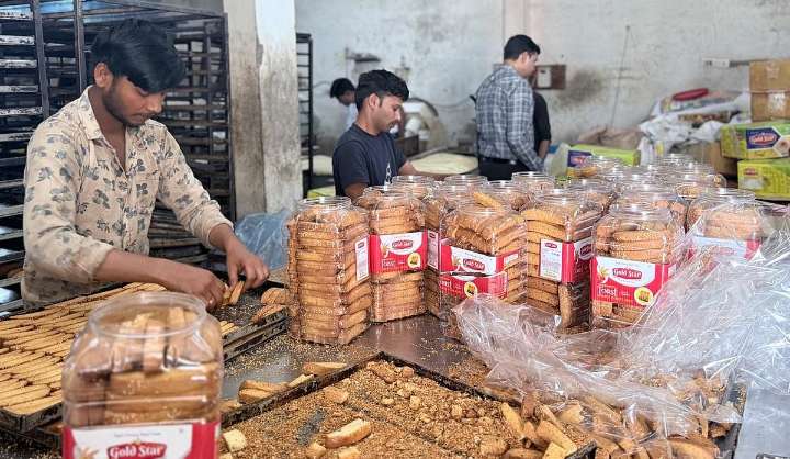 Indore News: 587 Kg Toast Seized From Bakery, Harmful Sweetener Used