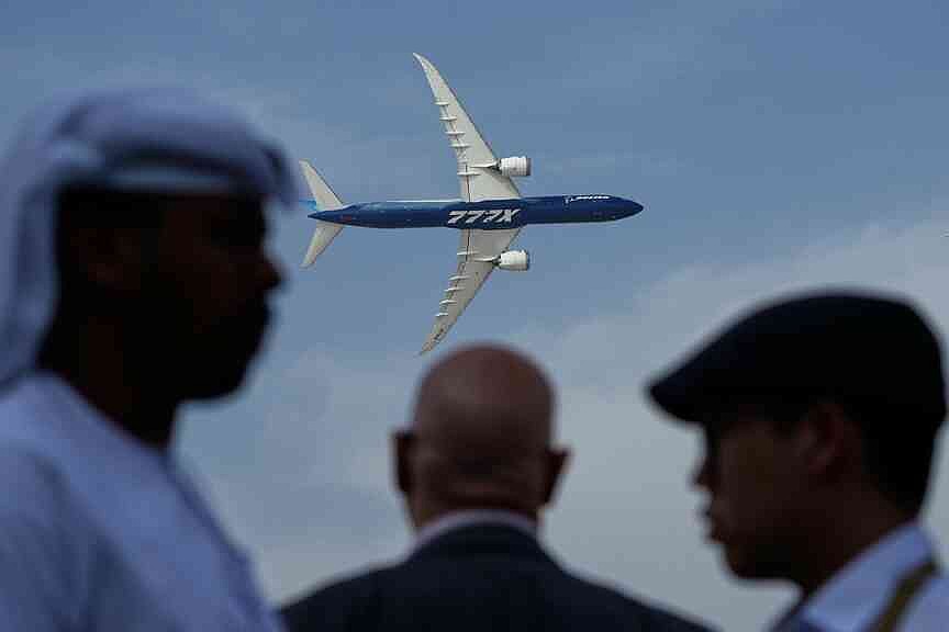 Emirates orders 65 upcoming Boeing 777