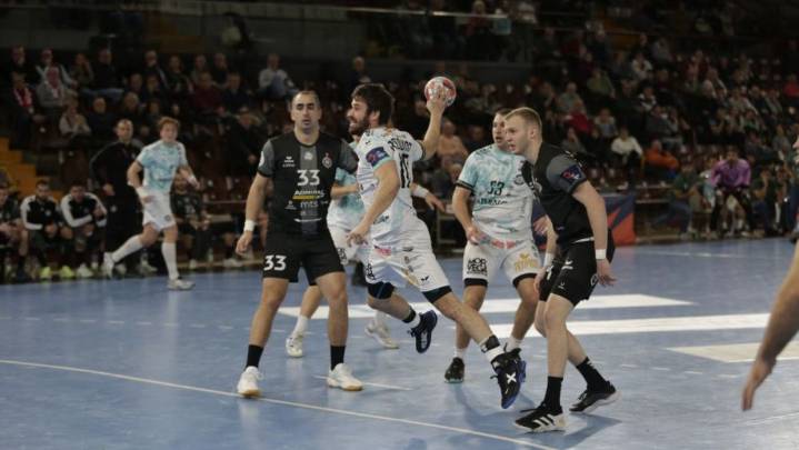 Ademar 29 - Partizán 22: 'Cierre fulgurante para agarrarse a Europa'