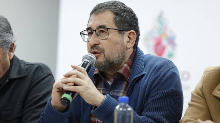 Aumento de costo es para fortalecer el transporte público en la CDMX: César Cravioto