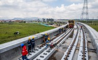 Obras del Metro de Bogotá: Ya son 2.438 metros de rieles instalados en el viaducto de la Línea 1.