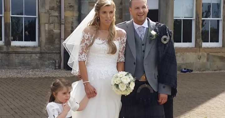 Scots dad dies hours before he was set to celebrate early Christmas with young family