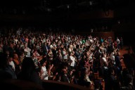 Congreso aprueba dictamen que define normas para ingreso de agua y alimentos en conciertos