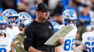 Dan Campbell will call offensive plays for rest of season