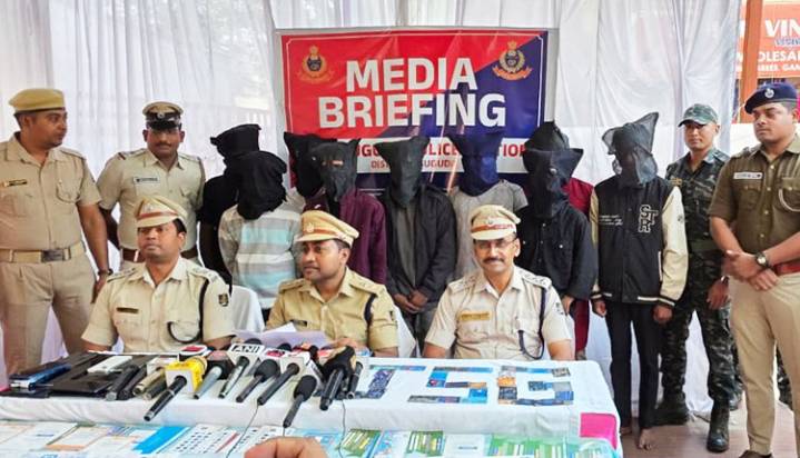 Jharsuguda Police Bust Multi-State Cyber Fraud Ring, 11 Arrested