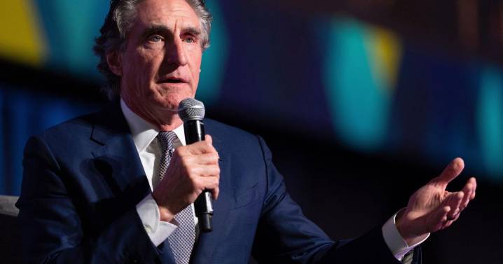 Trump administration announces plan for new oil drilling off the coasts of California and Florida