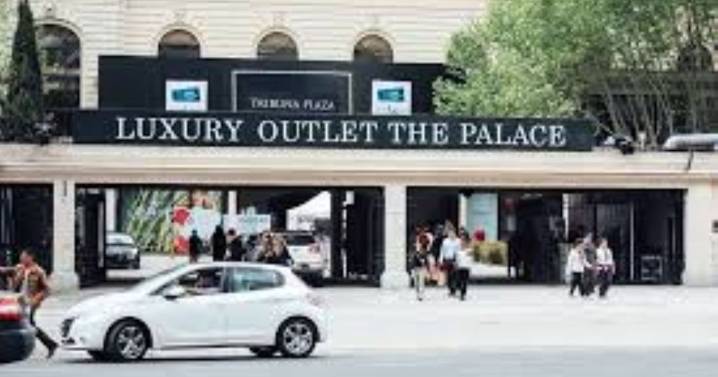 Zapatillas Adidas, Nike y Reebok con 70% de descuento: dónde conseguirlas y qué es el Luxury Outlet