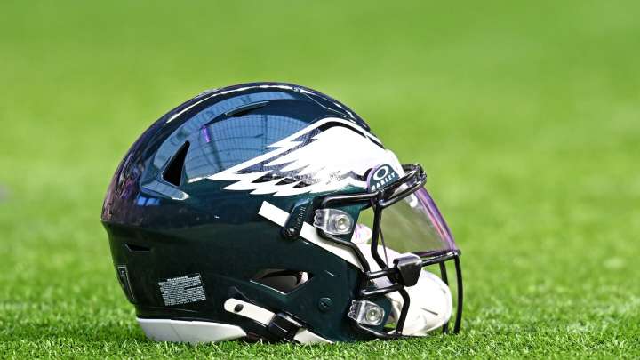 Eagles open practice window for OL Willie Lampkin