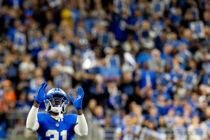 Detroit Lions All-Pro safety doing more, but knee issue isn’t going away