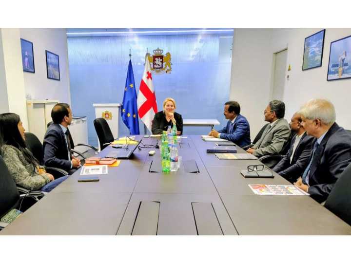 India strengthens textile and sericulture cooperation with Georgi